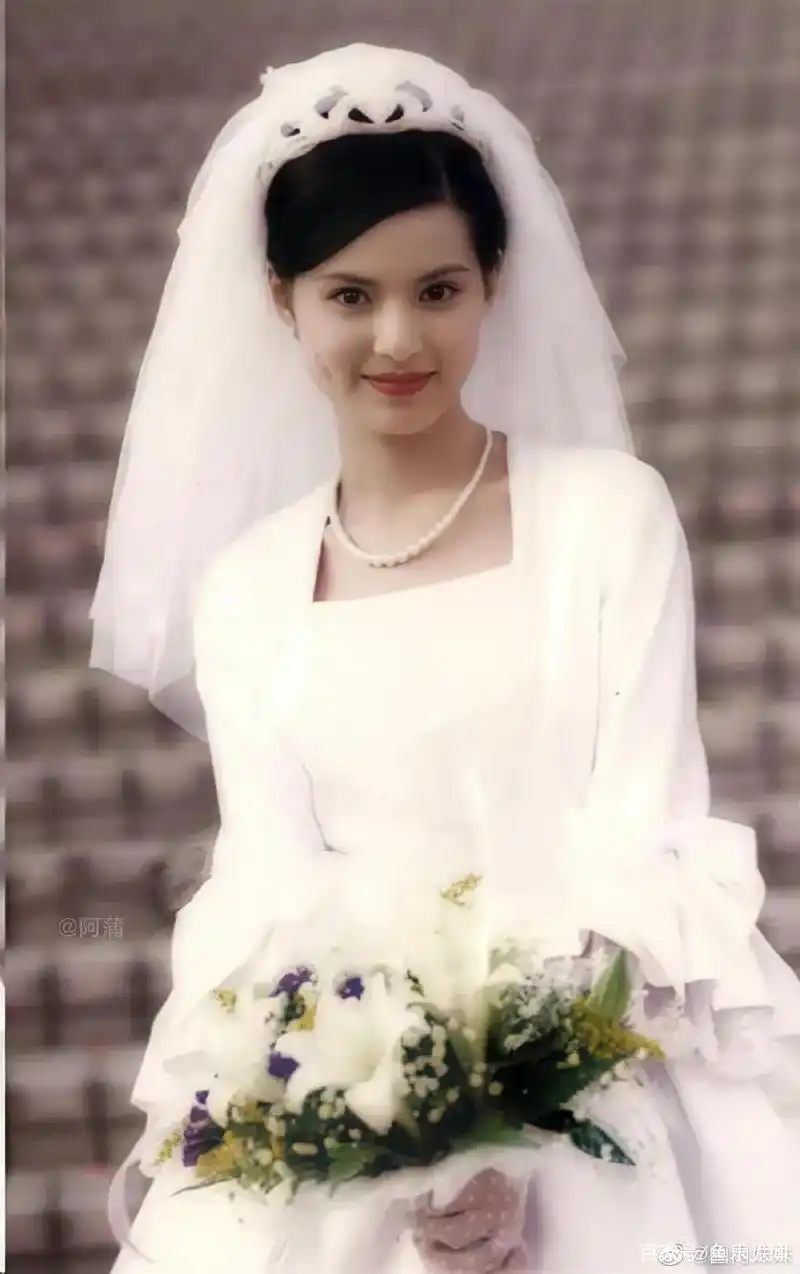 80年代女明星的婚纱照大pk,谁是最惊艳的新娘?