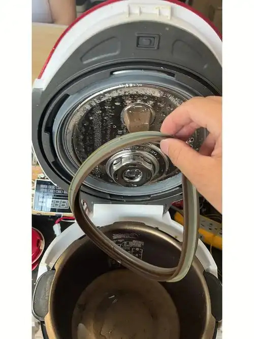 福库电饭煲维修