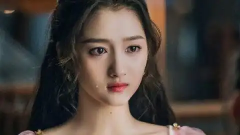 图兰朵:关晓彤这段哭戏演技炸裂,观众纷纷泪目,导演都没忍住!