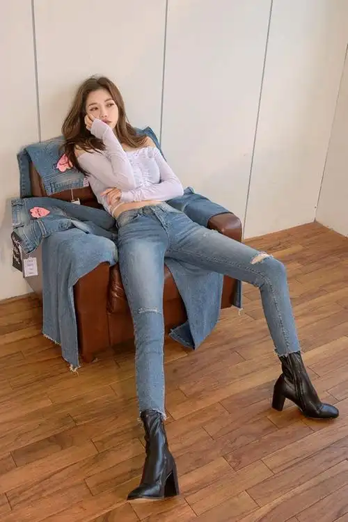 牛仔裤非常适合成熟女性穿着吗分分钟秀出曼妙的腿部