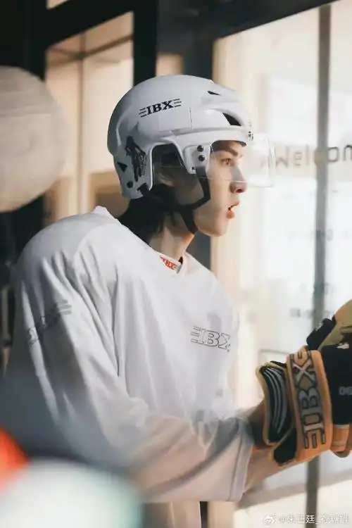 正能量偶像朱正廷