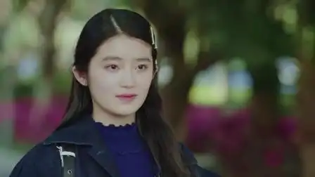 初恋那件小事:何欣车没电停路边,还好开拓有良心,半道回来接