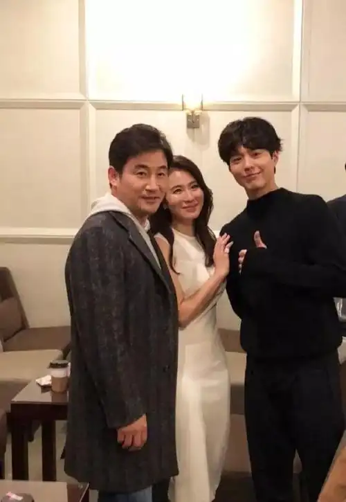 哎古wuli阿泽来了朴宝剑和岳母李一花合影令人怀念请回答1988啊