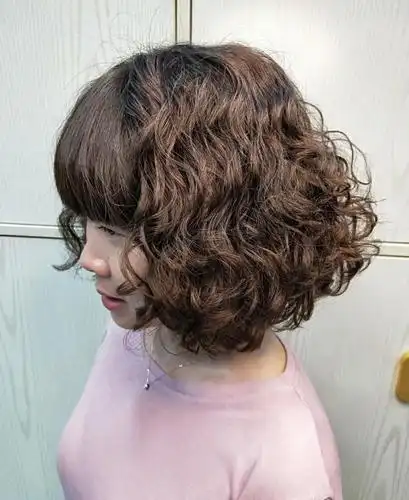 40到60岁女性,剪短发烫小卷,时尚,减龄,真洋气