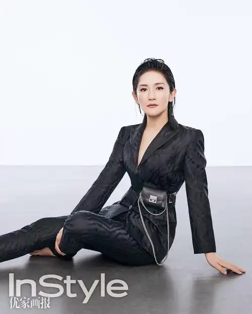 谢娜最新时尚大片曝光 英气时髦展现时尚可塑性