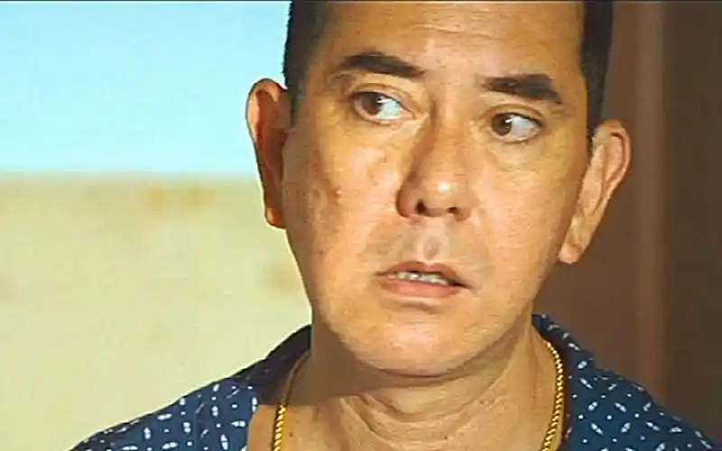 【经典港产片】粤语原声 黄秋生这段戏,堪称粤语"砌人砌人生猪肉"的