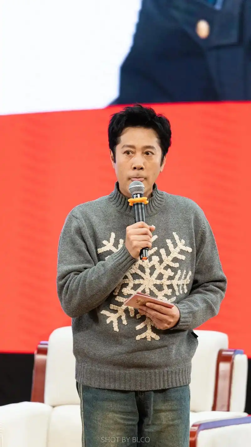 欢迎一下蔡国庆老师吧.dy别吞画质啊 谢谢你了 #吉林外国语 - 抖音