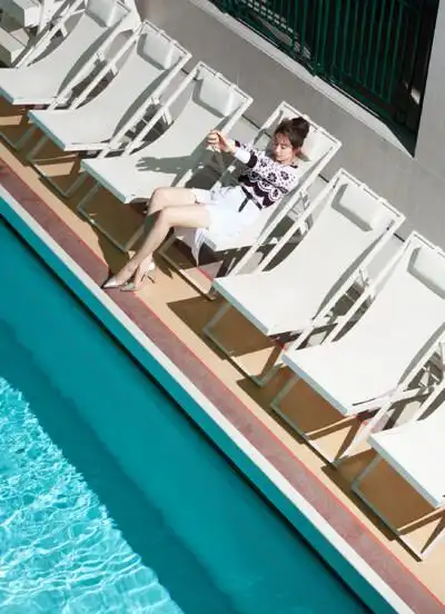 刘亦菲红秀无水印