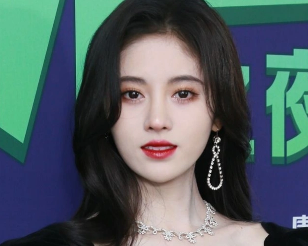 鞠婧祎|妆容|眼妆_新浪新闻