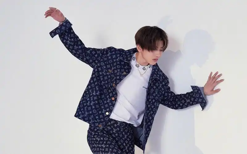 蔡徐坤时尚帅气写真图片桌面壁纸_大陆明星_壁纸下载_美桌网