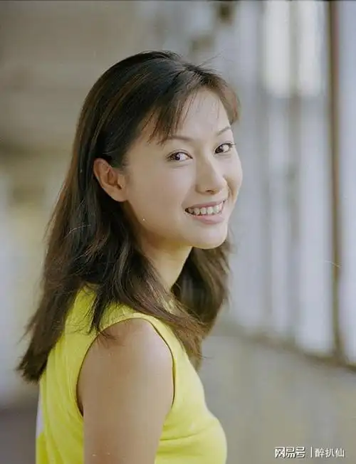 徐静蕾和黄立行恋爱13年不结婚这对她来说可能是不错的选择