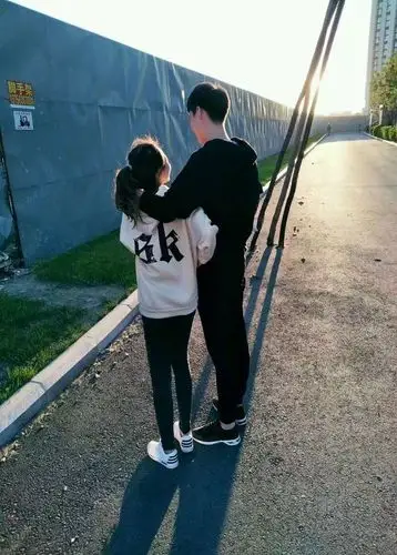 身高185的你.155的我  所谓的最萌身高差!