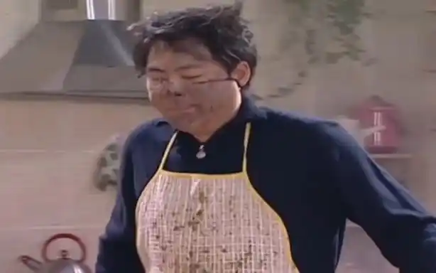《家有儿女》 夏东海做饭这段看一次笑一次,炸锅