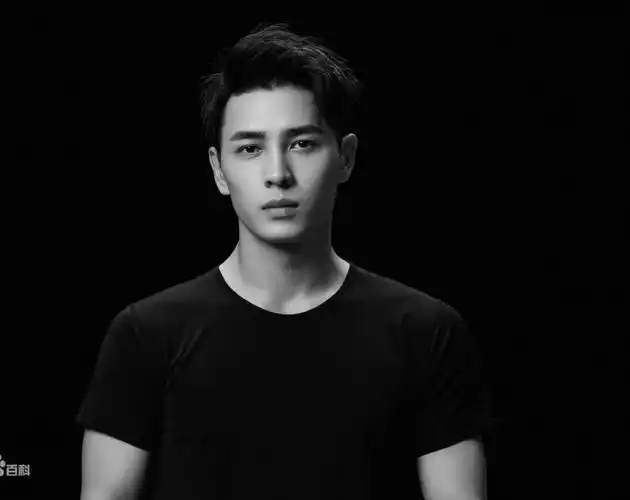 洪尧个人资料(洪尧:这小伙是谁?