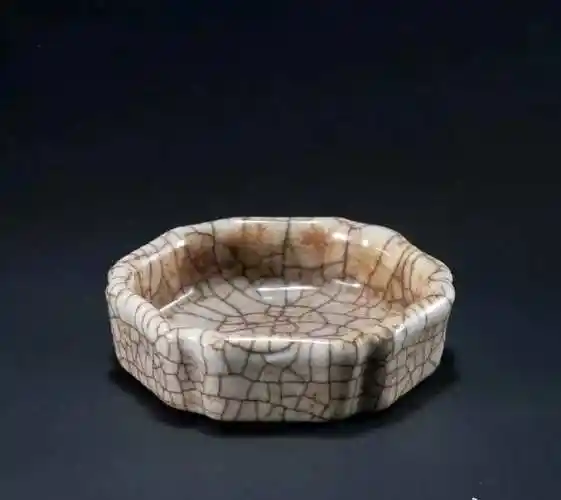 哥窑瓷器拍卖榜第28名元/明 哥窑碗