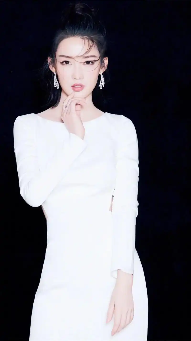 明星面相解析——李沁