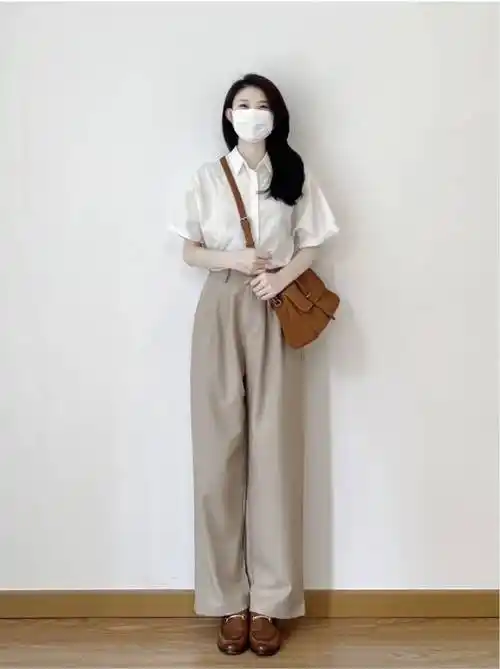 原创夏天穿阔腿裤搭配什么上衣和鞋子好看