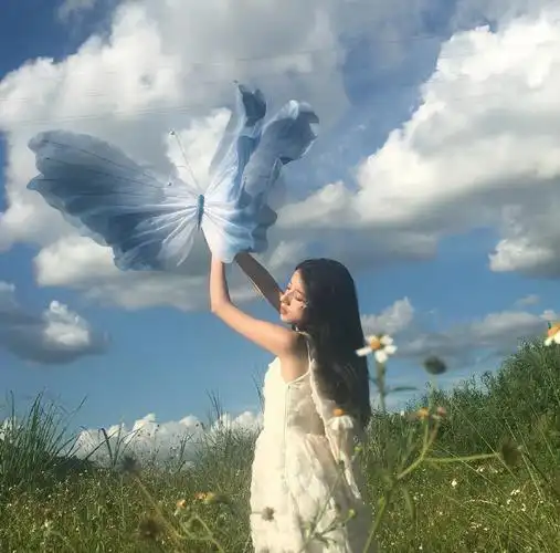 丰富一下323032333635女生头像