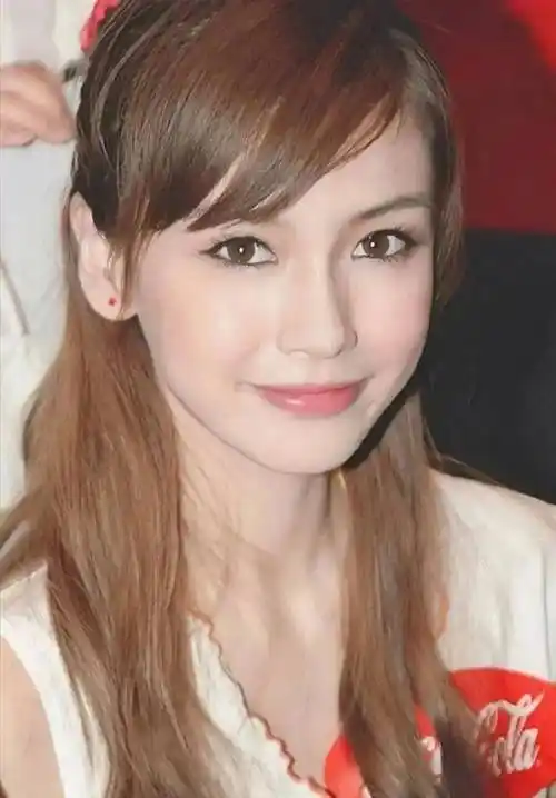 原创67嫩模鼻祖杨颖的火辣情史以及她和黄晓明的婚变传闻