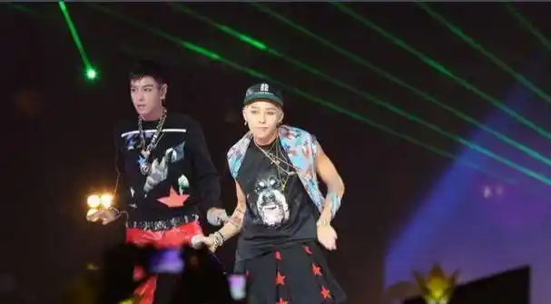 bigbang将参加美国音乐节,会以四人组形式参加,权志龙回归了!