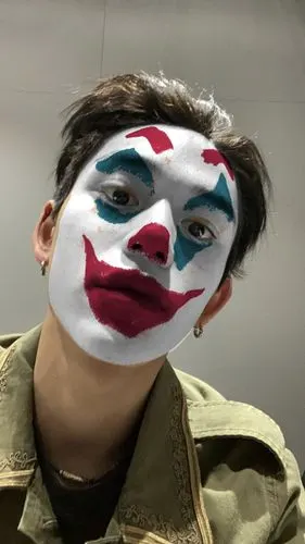 荒诞帅气限定,爱豆们的小丑造型大赏谁是你的命定joker