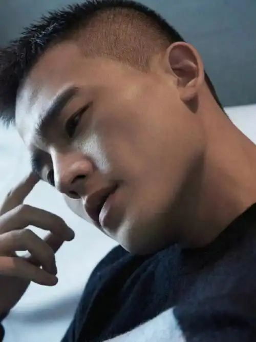 欧豪侧颜也很棒