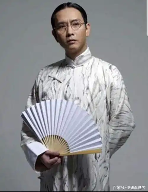 半世疯癫一世清狂,一身傲骨名扬四方,他就是天才《南海十三郞》