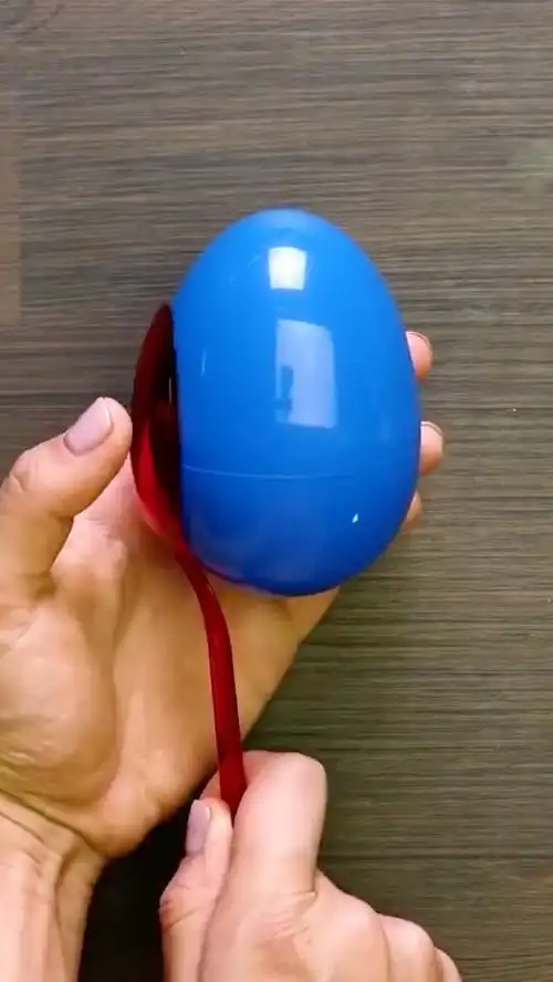 手摇沙锤的简单自制方法,喜欢乐器的赶紧收藏吧!