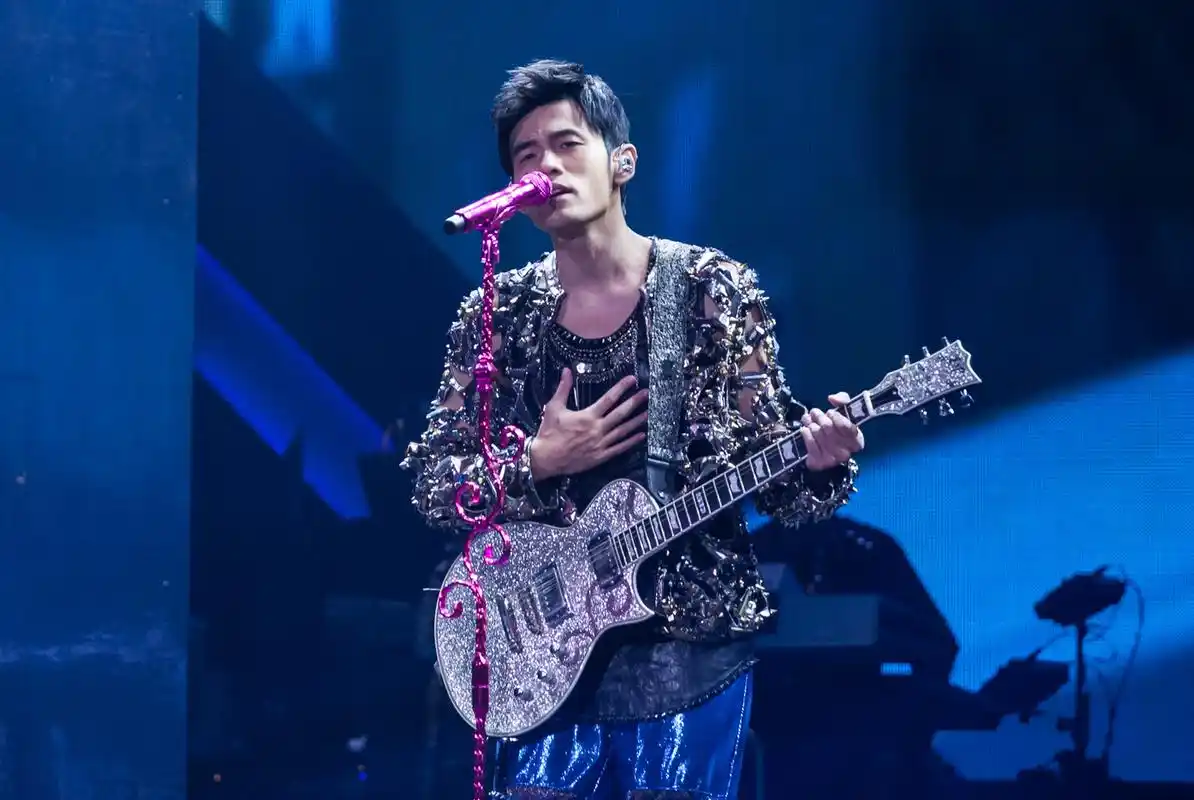 周杰伦呼和浩特演唱会