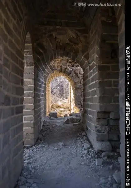 长城敌楼内部烽火台