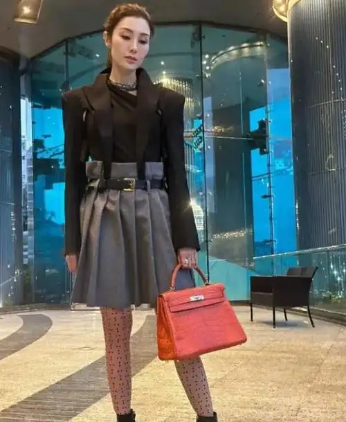 16年后再看李嘉欣:才懂一个好的爱人,真的能化解所有的人间疾苦