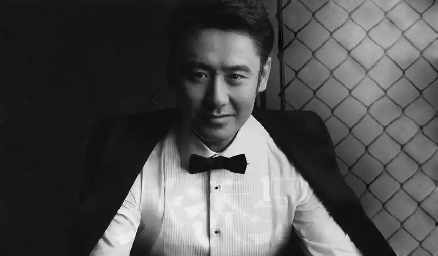 感受吴秀波,感悟"人生,没有太晚的开始"