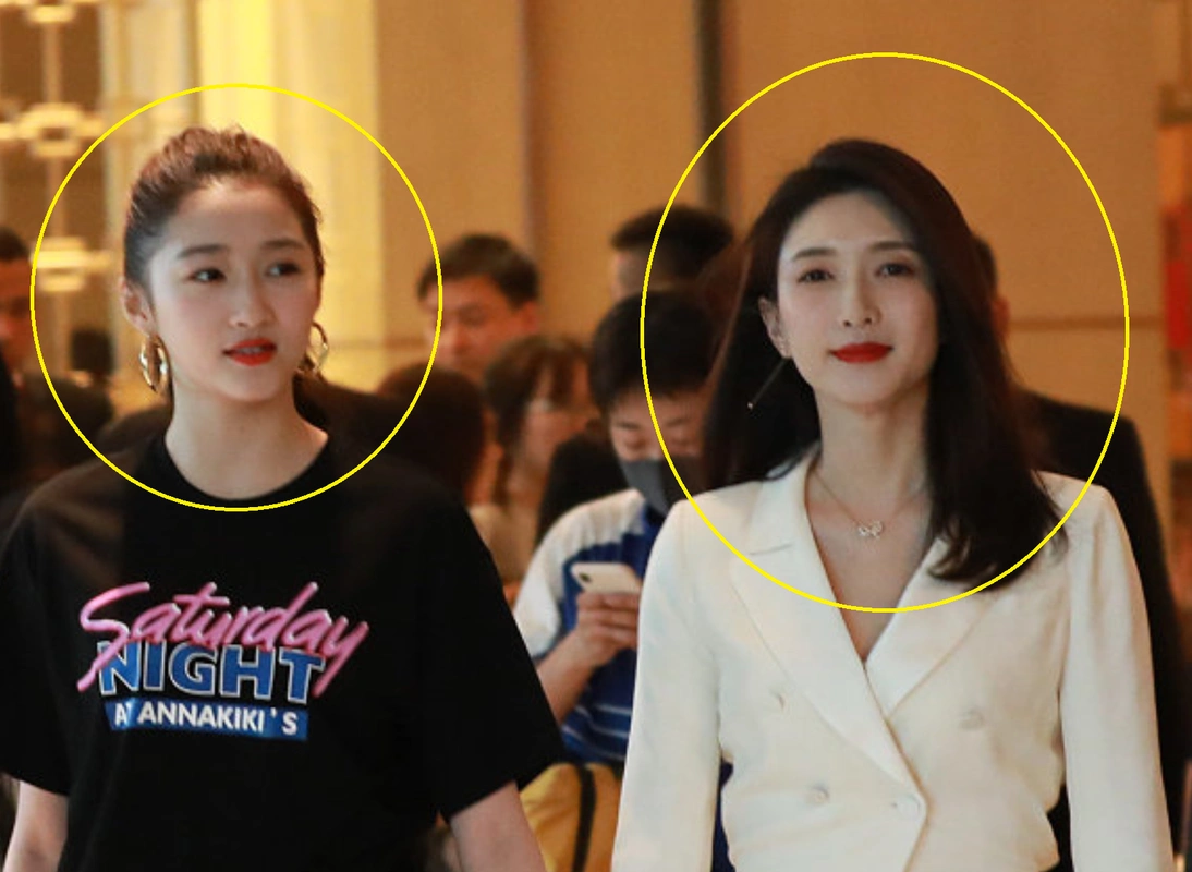 关晓彤江疏影多年后再同框一个脸部发福一个颜值有点崩