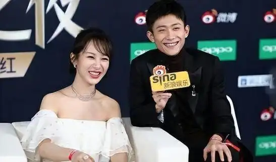 娱乐圈的黄金搭档杨紫和张一山也许正因为如此,两人才成为彼此最