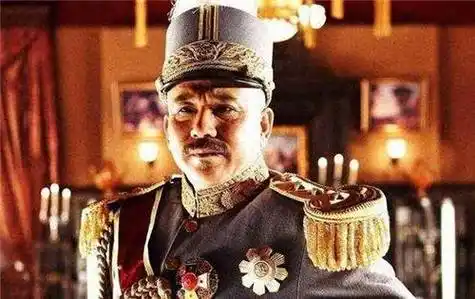 袁世凯听后很高兴,难得儿子有这份孝心,而且照片上的姑娘看上去也十分