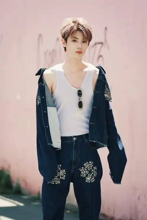 justin黄明昊0219生日快乐##黄明昊廿二破浪逐风