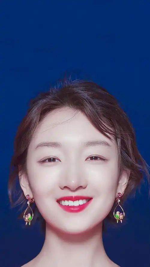 在现代社会很多人的审美都是一致的,比如人们心目当中标准的美女,就