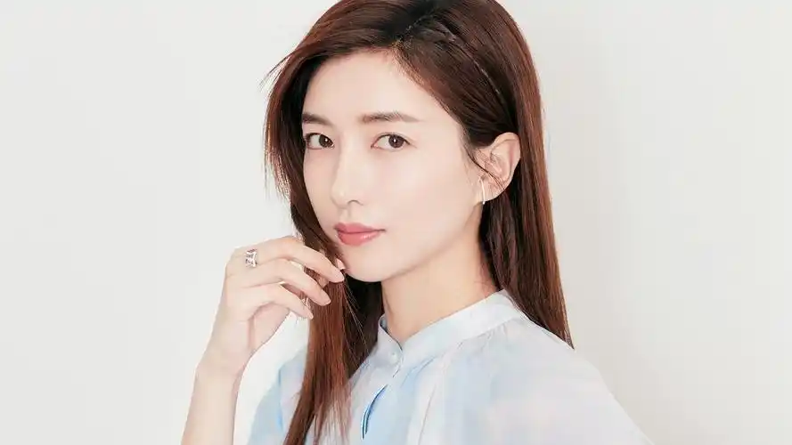 明星江疏影明星风尚壁纸2