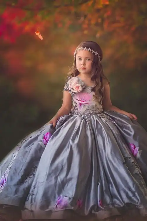 可爱的小女孩,孩子,漂亮的裙子