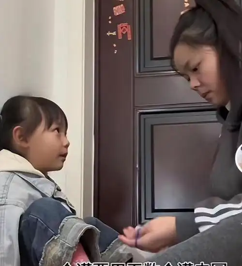 送外卖的单亲妈妈带5岁女儿回江西祭奠亡夫婆婆却让她再次寒心