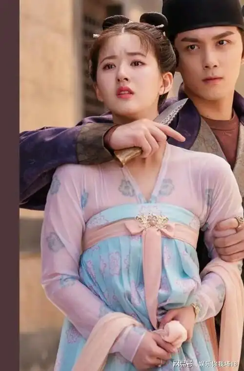 赵露思最美的古装《长歌行》造型|发型|刘亦菲|赵丽颖|古装扮相_网易