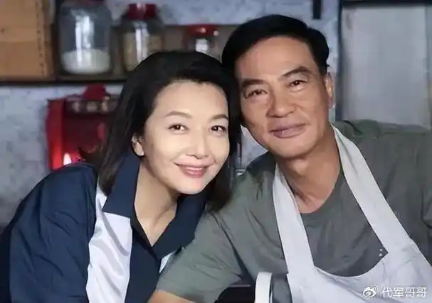 演员田小洁:从车间到荧屏,如今娶了女神江珊,事业蒸蒸