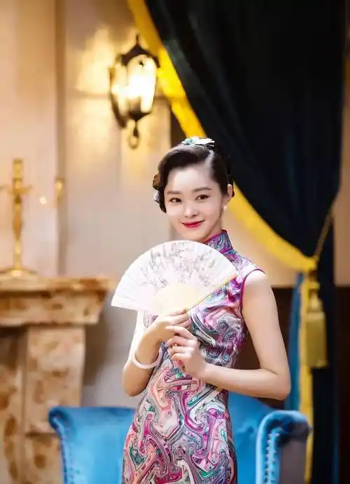 身穿旗袍女星,倪妮惊艳,杨幂柳岩美出天际_感觉_造型_女性