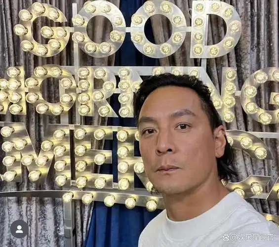 近日,演员吴彦祖在社交平台上晒出了一组照片.