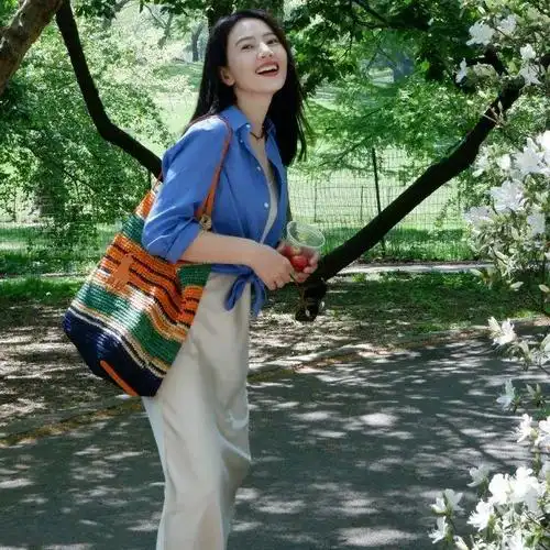 裙,随性自然,01>>>>本文图片皆来自@高圆圆工作室人淡如菊的日常穿搭