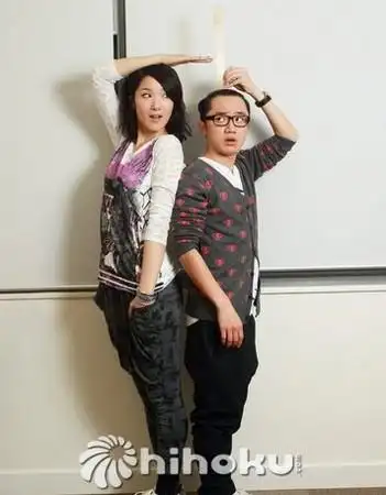 13cm萌身高差! 跑男王祖蓝「仰视」女友十指交扣放闪