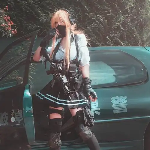 女装大佬cos崩坏3真炎幸魂图赏腿长腰细妩媚妖娆