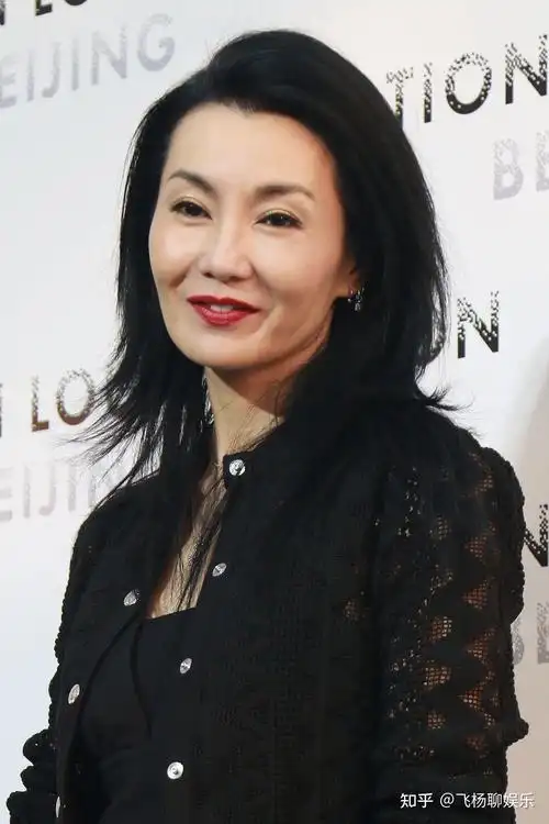 张曼玉是怎么从一个花瓶突然就爆发了演技随后成为一代女神的? - 知乎