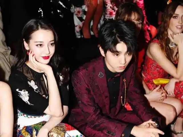 王俊凯我没有对象一样让你们变成柠檬精