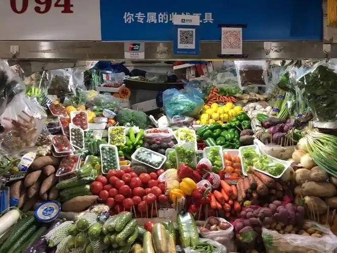 没在三源里菜市场自拍晒照过的,就别自称网红了